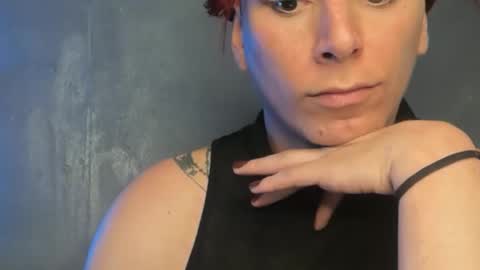 Snapshot of thematryoshka chatting on 8, 2, 2026 Lucy Lucy online show from 8, 2, 2026