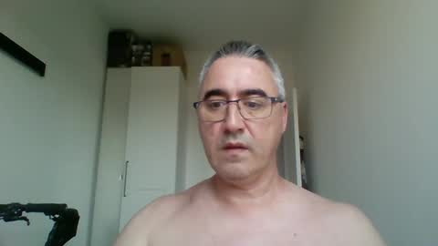 Snapshot of themohican chatting on 28, 5, 2026 Themohican online show from 28, 5, 2026