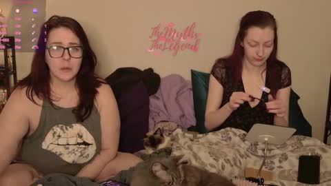 Snapshot of themythxthelegend chatting on 18, 1, 2026 Sav and Bri online show from 18, 1, 2026