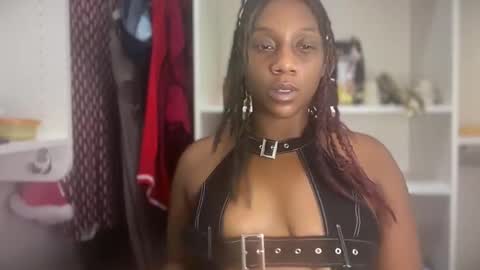 TheNaturalGoddess online show from 22, 5, 2026