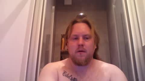 Snapshot of thenewdude1992 chatting on 2, 5, 2026 thenewdude1992 online show from 2, 5, 2026