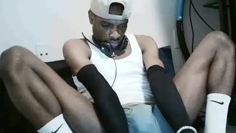 Snapshot of theoceanprodigy1 chatting on 12, 7, 2026 DEZZY online show from 12, 7, 2026