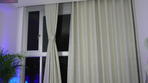 Snapshot of theohawke_ chatting on 12, 3, 2025 THEO- MATEO online show from 12, 3, 2025