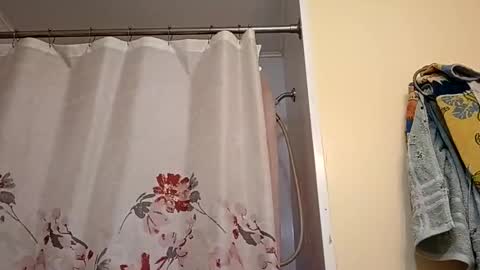 theoneandonlyjenn online show from 20, 4, 2026