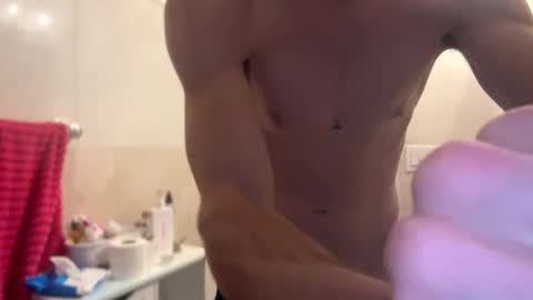 Snapshot of theonlyboi43ver chatting on 1, 1, 2025 theonlyboi43ver online show from 1, 1, 2025