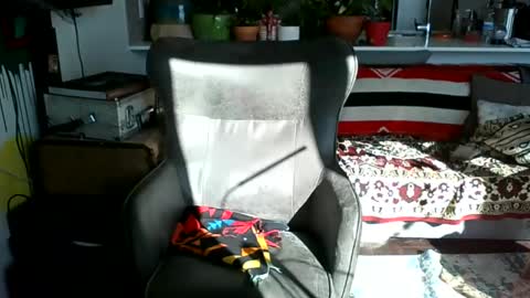 Snapshot of theoutfitter chatting on 11, 2, 2025 MISTERPOWERS online show from 11, 2, 2025