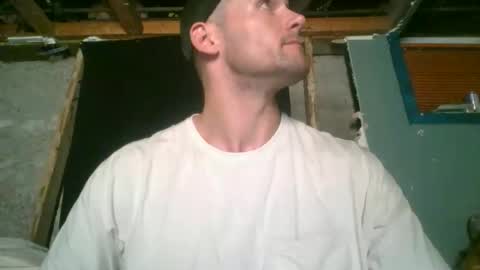 Snapshot of theoutfitter chatting on 10, 11, 2025 MISTERPOWERS online show from 10, 11, 2025