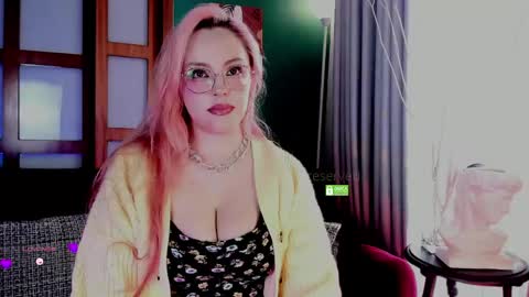 Snapshot of theprincess_rosee chatting on 28, 5, 2026 Rosie online show from 28, 5, 2026