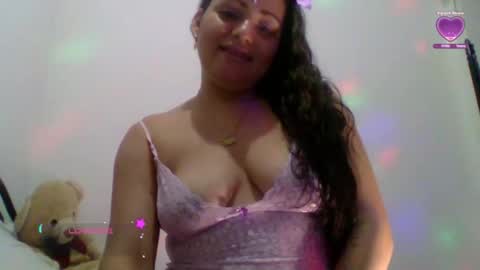 bella saritta online show from 22, 9, 2025