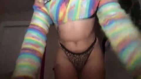 therain222 online show from 10, 3, 2026