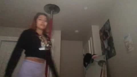 therain222 online show from 24, 4, 2026