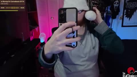 Snapshot of therealbumbles chatting on 18, 12, 2025 Bumbles or B online show from 18, 12, 2025