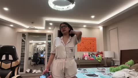 Snapshot of therealcamilabaddie chatting on 11, 10, 2025 therealcamilabaddie online show from 11, 10, 2025