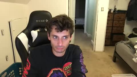 Snapshot of therealdylansdick chatting on 21, 10, 2025 therealdylansdick online show from 21, 10, 2025