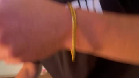 Snapshot of therealdylansdick chatting on 17, 11, 2025 therealdylansdick online show from 17, 11, 2025