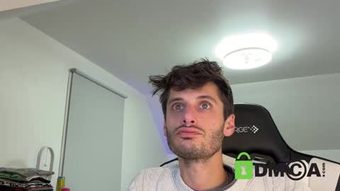 Snapshot of therealdylansdick chatting on 19, 11, 2025 therealdylansdick online show from 19, 11, 2025