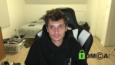 Snapshot of therealdylansdick chatting on 24, 11, 2025 therealdylansdick online show from 24, 11, 2025