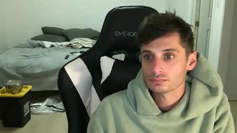 Snapshot of therealdylansdick chatting on 26, 11, 2025 therealdylansdick online show from 26, 11, 2025