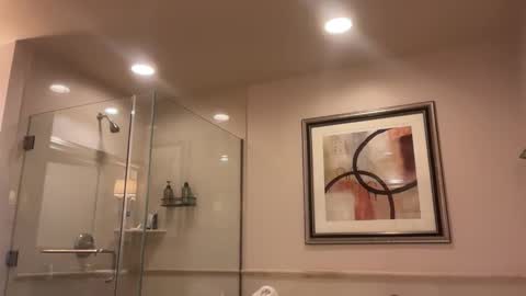 Snapshot of therealdylansdick chatting on 4, 12, 2025 therealdylansdick online show from 4, 12, 2025