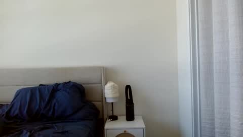 Yoshi online show from 13, 4, 2026