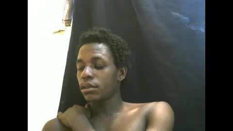 Snapshot of therealtwins chatting on 28, 5, 2026 therealtwins online show from 28, 5, 2026