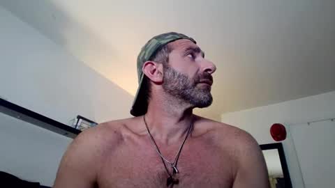 Snapshot of thesavages252183 chatting on 23, 12, 2025 thesavages252183 online show from 23, 12, 2025