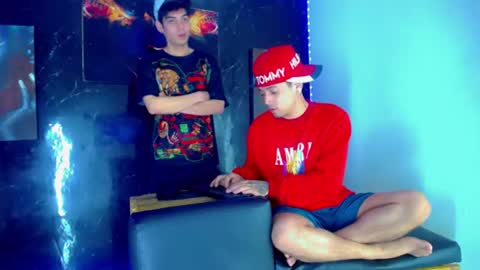 Snapshot of theshamefulboys chatting on 15, 6, 2026 David y Daniel online show from 15, 6, 2026