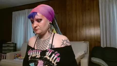 Siren of the Fae online show from 15, 4, 2026