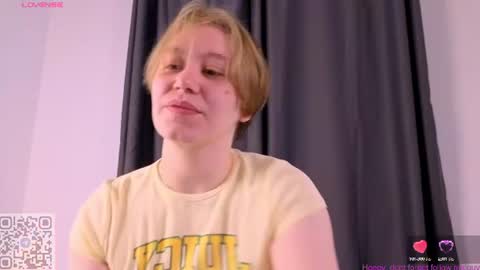 Snapshot of thestaronsky chatting on 30, 6, 2026 Lucia online show from 30, 6, 2026