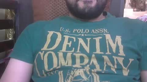 Snapshot of theultimateboss chatting on 1, 3, 2025 theultimateboss online show from 1, 3, 2025