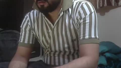 Snapshot of theultimateboss chatting on 2, 12, 2025 theultimateboss online show from 2, 12, 2025