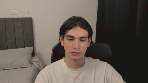 Snapshot of thiaan__ chatting on 11, 12, 2024 thiaan__ online show from 11, 12, 2024