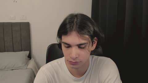 Snapshot of thiaan__ chatting on 22, 12, 2024 thiaan__ online show from 22, 12, 2024