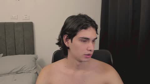 Snapshot of thiaan__ chatting on 31, 12, 2024 thiaan__ online show from 31, 12, 2024