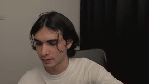 Snapshot of thiaan__ chatting on 12, 2, 2025 thiaan__ online show from 12, 2, 2025