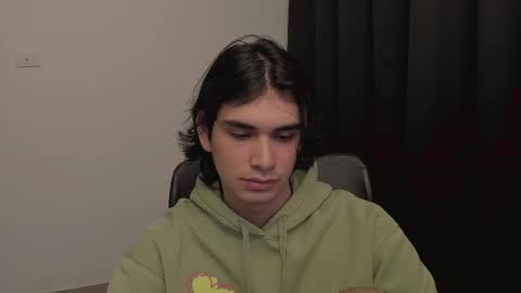 Snapshot of thiaan__ chatting on 16, 2, 2025 thiaan__ online show from 16, 2, 2025