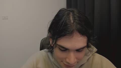 Snapshot of thiaan__ chatting on 20, 2, 2025 thiaan__ online show from 20, 2, 2025