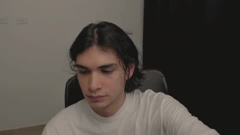 Snapshot of thiaan__ chatting on 7, 3, 2025 thiaan__ online show from 7, 3, 2025