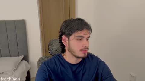 Snapshot of thiaan__ chatting on 28, 9, 2025 thiaan__ online show from 28, 9, 2025