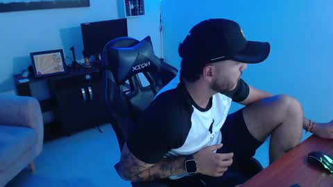 Snapshot of thiago_420 chatting on 2, 6, 2026 thiago_420 online show from 2, 6, 2026