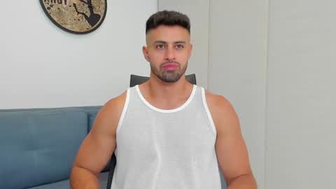 Snapshot of thiago_driussi chatting on 13, 12, 2024 thiago_driussi online show from 13, 12, 2024