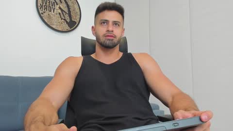 Snapshot of thiago_driussi chatting on 27, 12, 2024 thiago_driussi online show from 27, 12, 2024