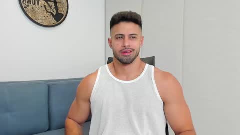 Snapshot of thiago_driussi chatting on 3, 1, 2025 thiago_driussi online show from 3, 1, 2025