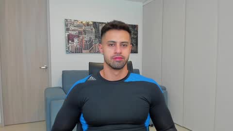 Snapshot of thiago_driussi chatting on 16, 1, 2025 thiago_driussi online show from 16, 1, 2025