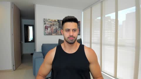 Snapshot of thiago_driussi chatting on 1, 2, 2025 thiago_driussi online show from 1, 2, 2025