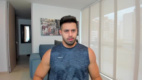 Snapshot of thiago_driussi chatting on 3, 2, 2025 thiago_driussi online show from 3, 2, 2025