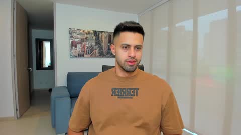 Snapshot of thiago_driussi chatting on 5, 2, 2025 thiago_driussi online show from 5, 2, 2025