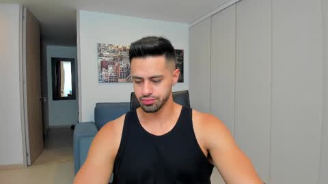 Snapshot of thiago_driussi chatting on 9, 2, 2025 thiago_driussi online show from 9, 2, 2025