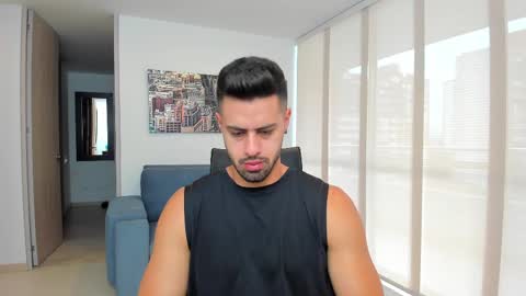 Snapshot of thiago_driussi chatting on 16, 2, 2025 thiago_driussi online show from 16, 2, 2025