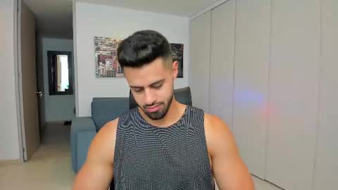Snapshot of thiago_driussi chatting on 4, 3, 2025 thiago_driussi online show from 4, 3, 2025